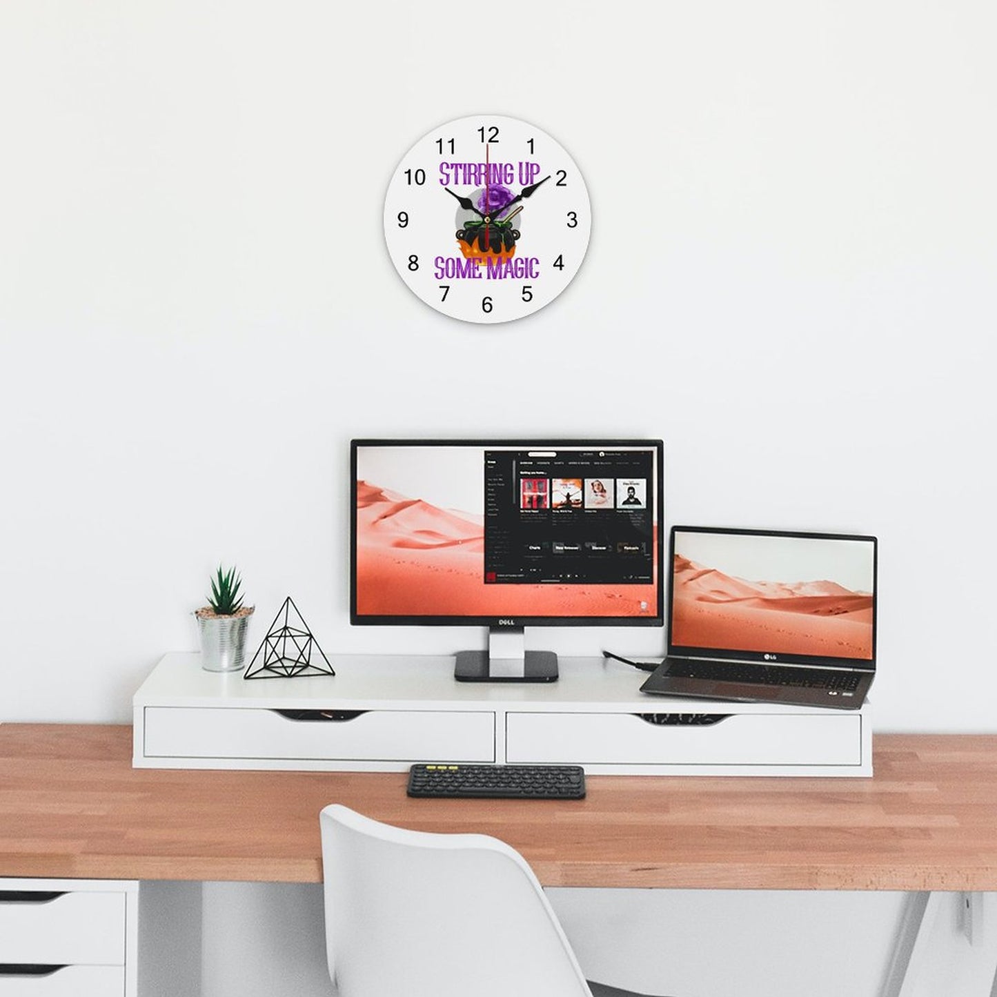 Stirring Up Wooden Wall Clock-9.84"x9.84"/ 25x25cm