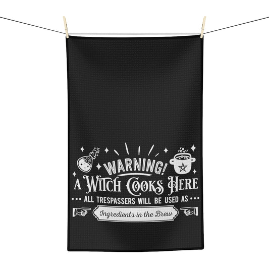 Warning A Witch Cooks Here Black Tea Towel - Witchy Kitchens